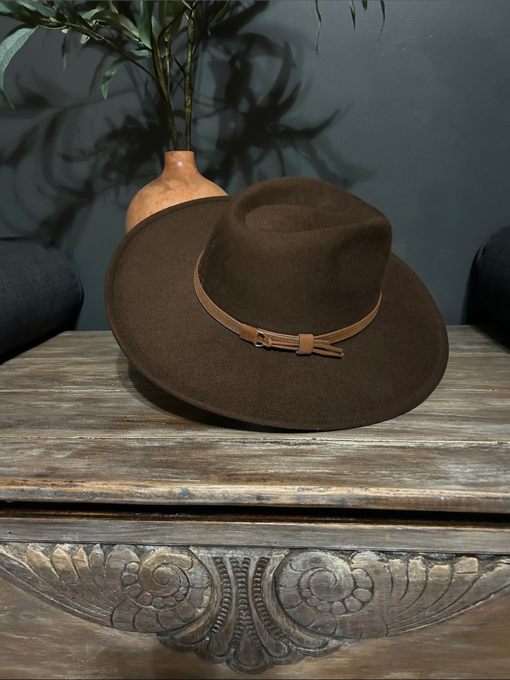 Brown Felt Wide-Brim Women’s Ranch Hat with Suede Band